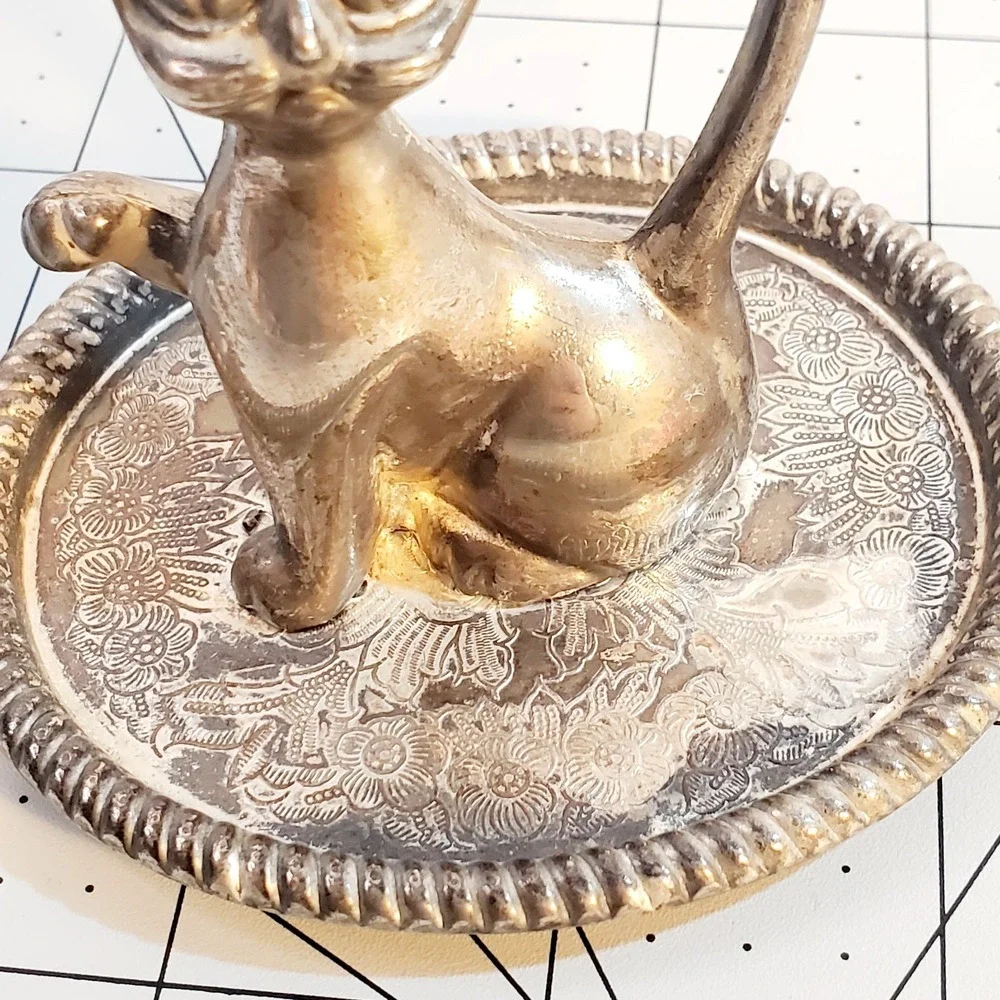Vintage Silver Plated Cat Ring Holder on Etched Trinket Tray 3.5